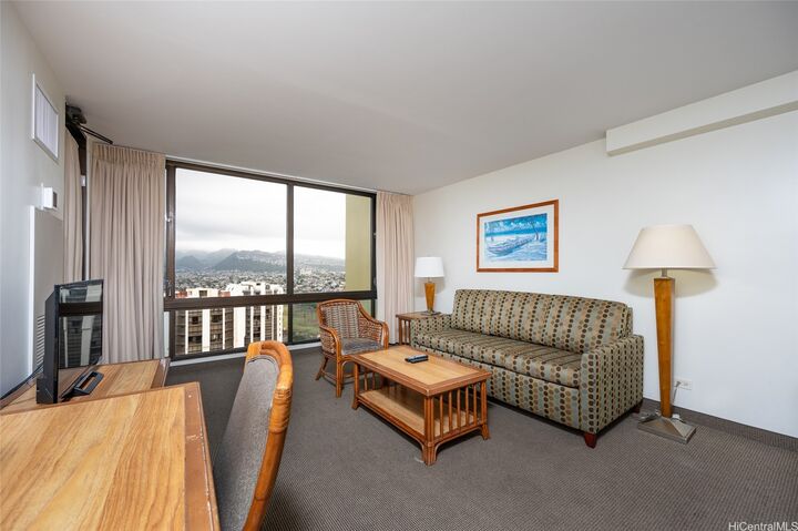 Property Photo:  229 Paoakalani Avenue 2901(Nuc)  HI 96815 