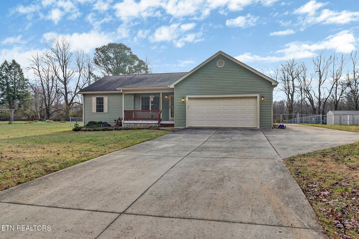 Property Photo:  365 E Mayland Drive  TN 38571 