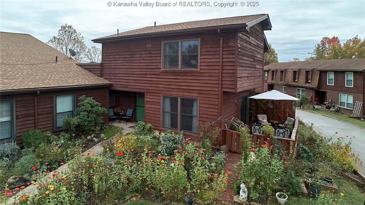 Property Photo: 201 Powderhorn Road WV 25314