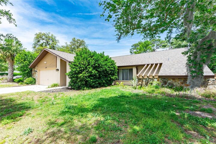 Property Photo:  5298 Florentine Court  FL 34608 