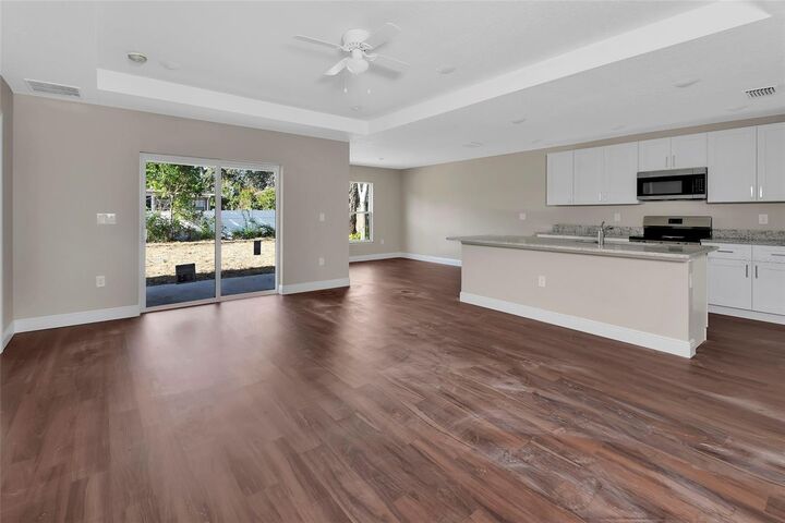 Property Photo: 554 Westmoreland Road FL 32114