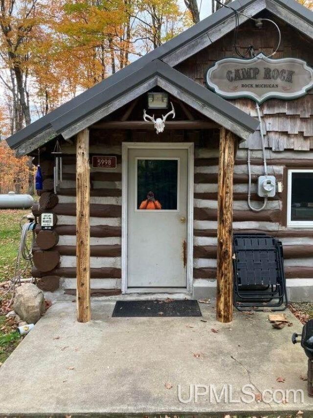 Property Photo:  5998 E Maple Ridge 37th Road  MI 49880 