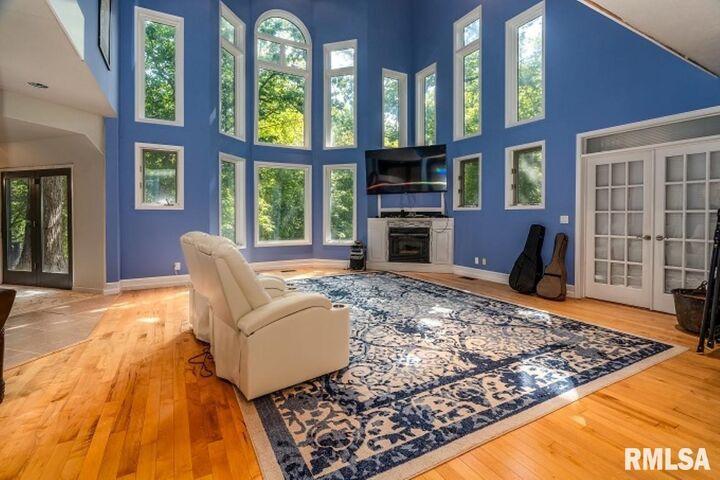 Property Photo: 412 Wagon Wheel Rd Road IL 62901