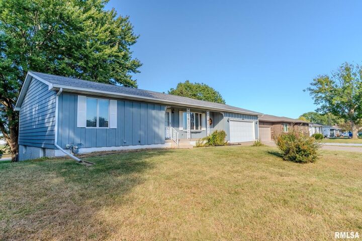 Property Photo:  1500 12th Avenue N  IA 52732 