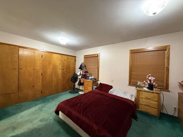 Property Photo:  4000 W 4th St  IA 51103 