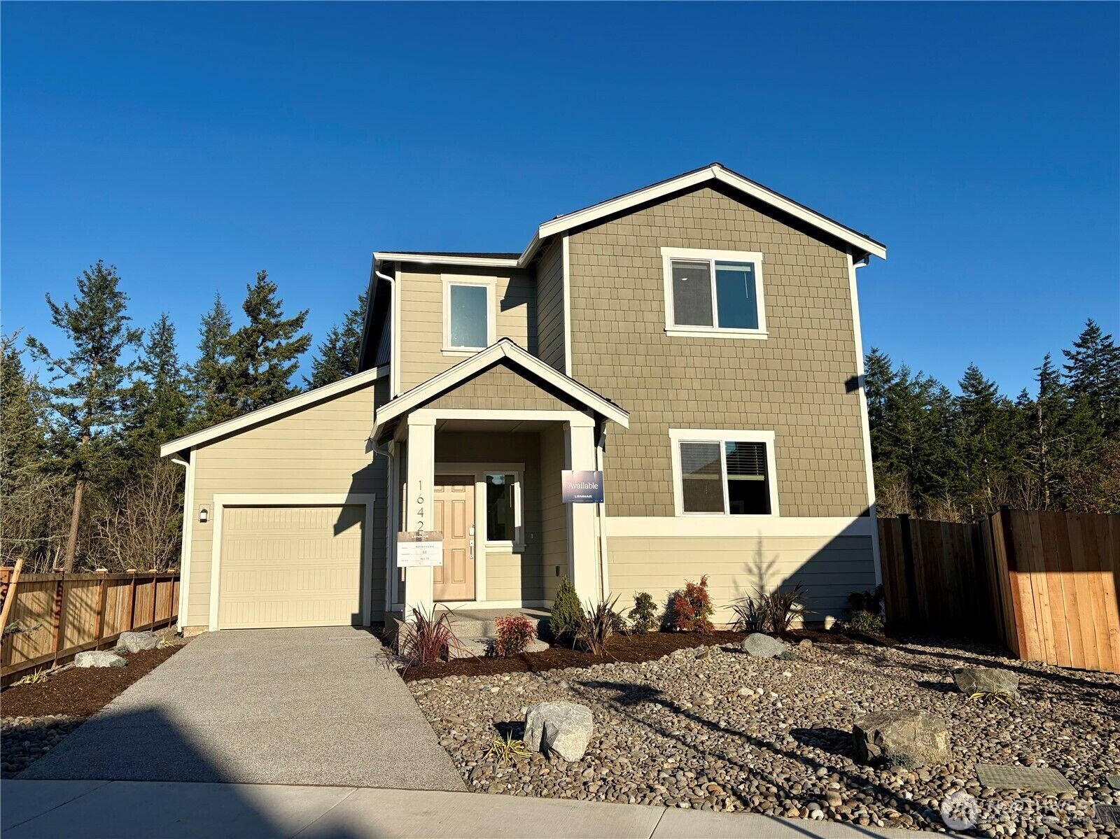 Property Photo:  1642  Lorraine Way  WA 98368 