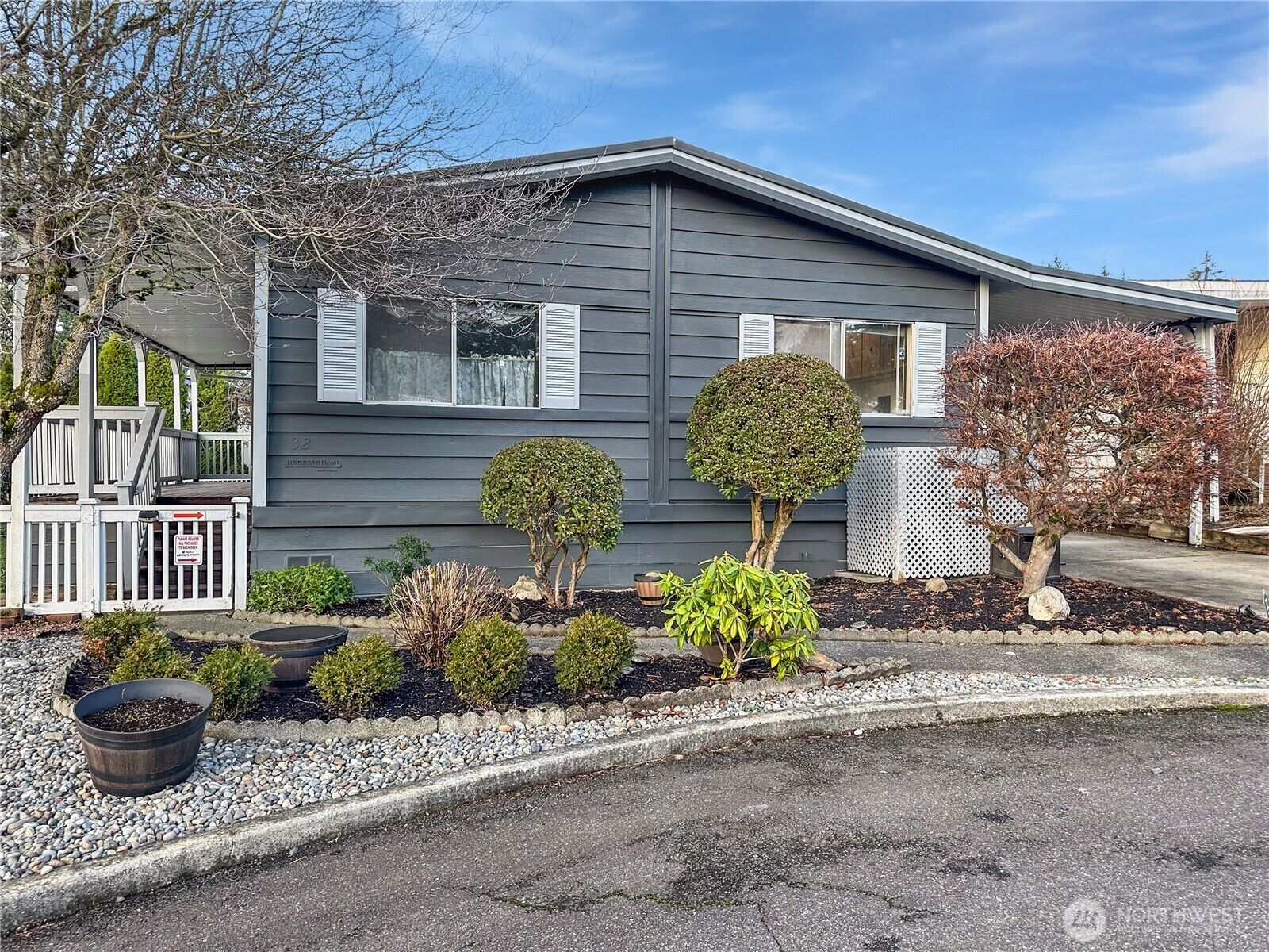Property Photo: 2500 S 370th Street 32 WA 98003