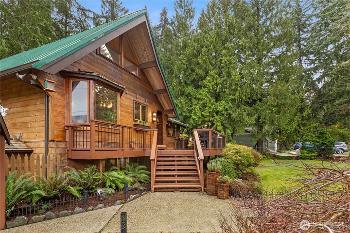 Property Photo: 1610 Fawn Court NW WA 98332