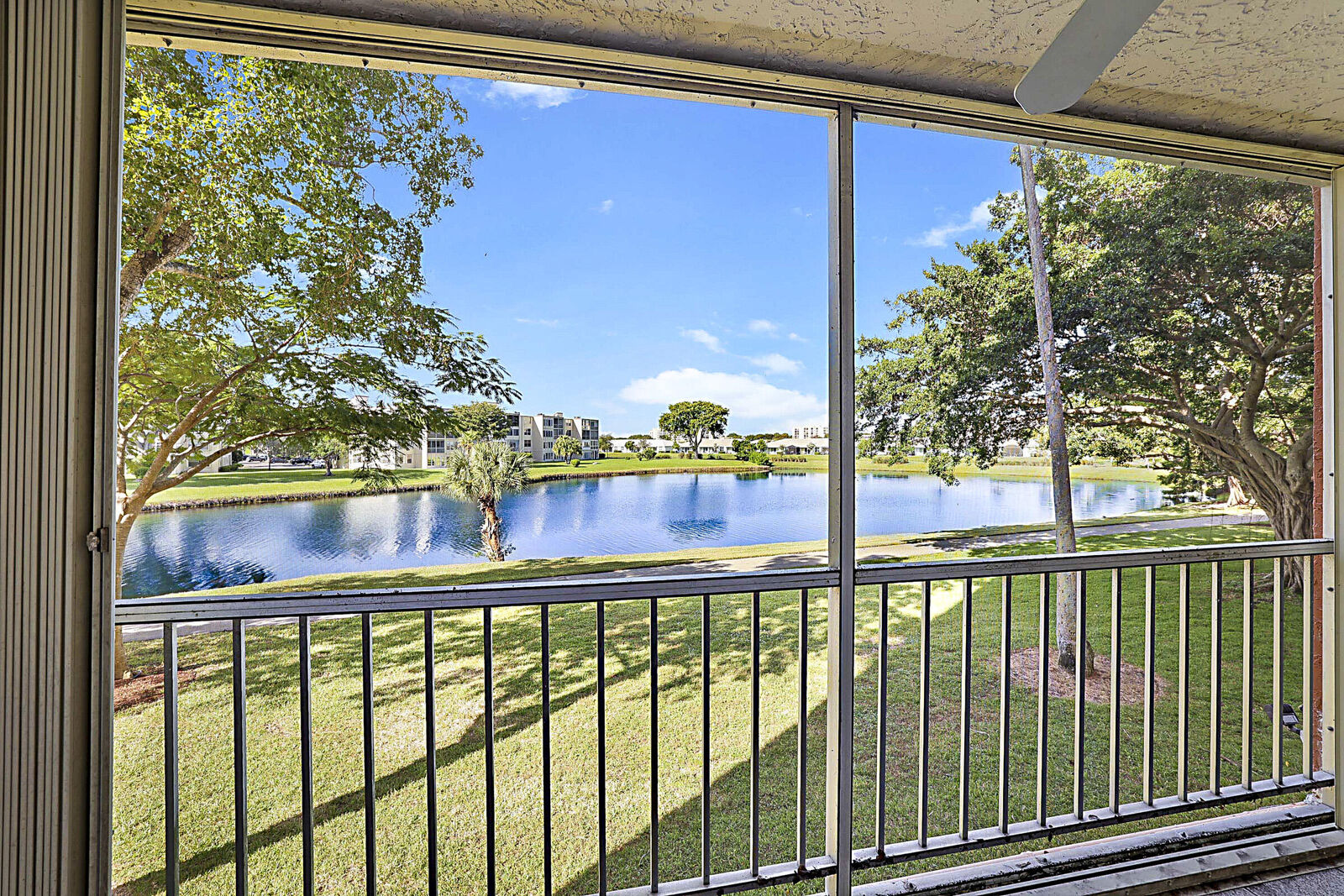 Property Photo:  14623 Bonaire Boulevard 201  FL 33446 