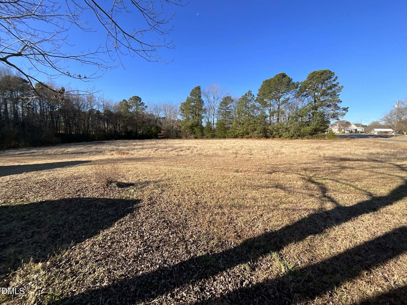 Property Photo:  10 Sutton Road  NC 27549 