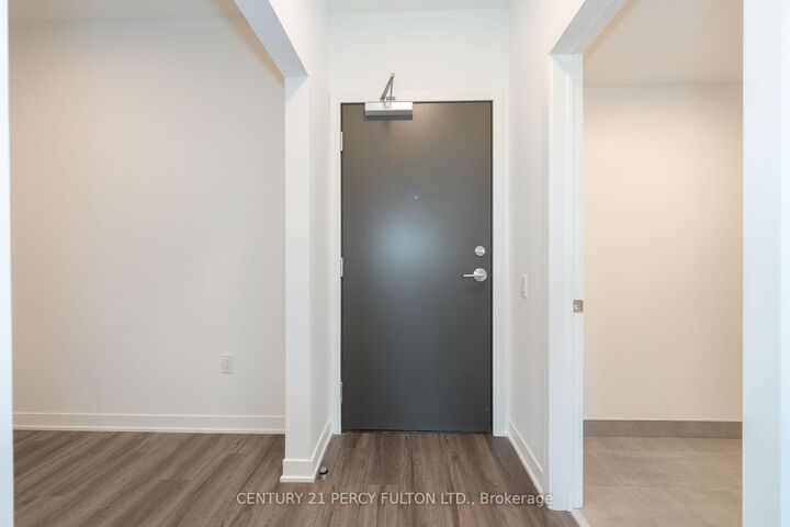 Property Photo:  385 Arctic Red Drive 428  ON L1L 0H8 