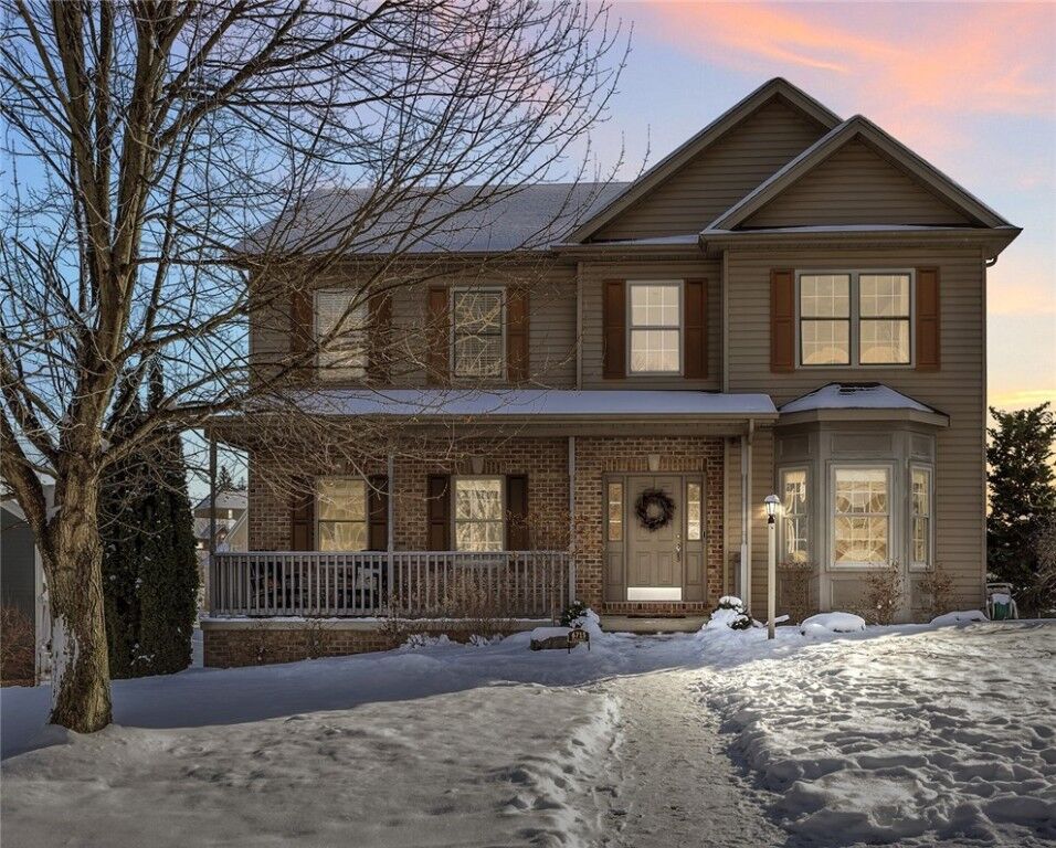 Property Photo:  6715 Fieldcrest Dr  PA 15626 