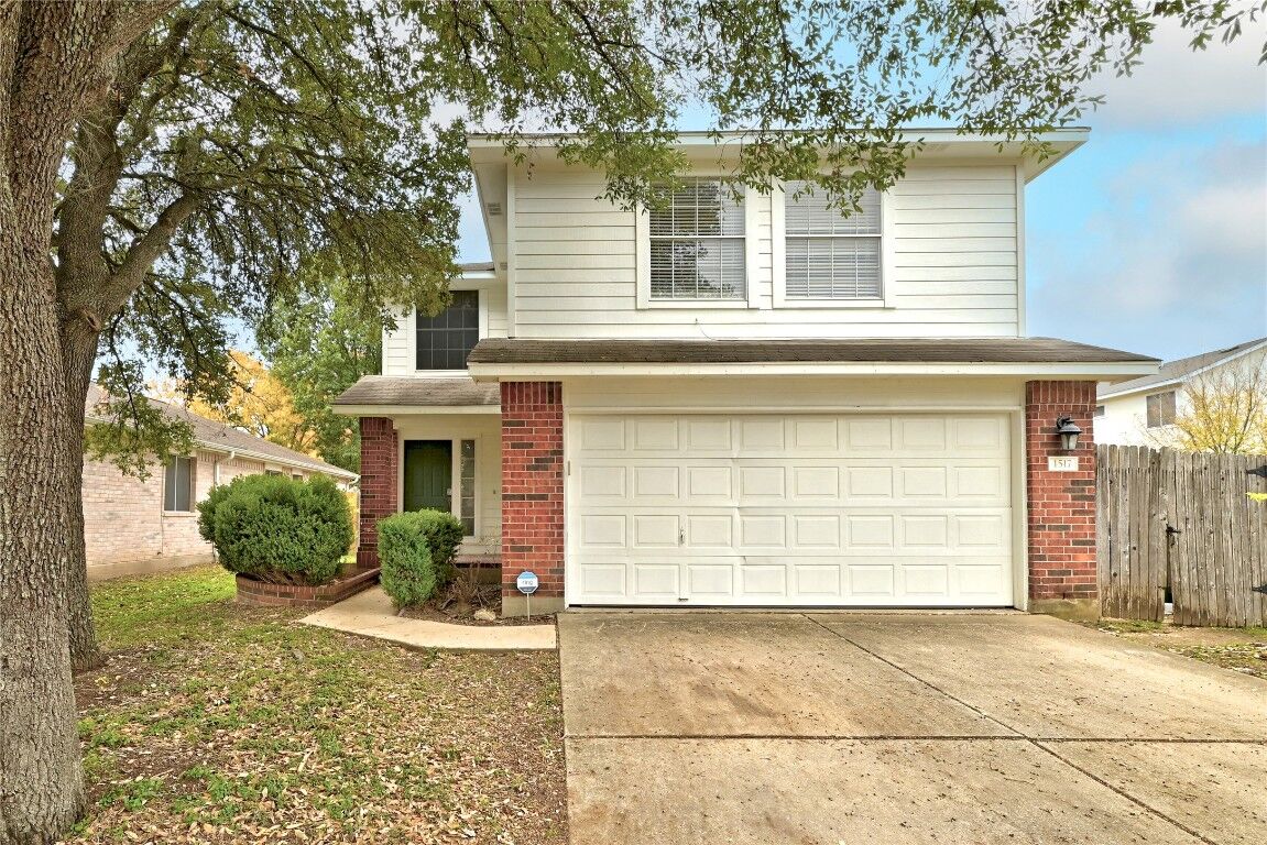 Property Photo: 1517 Canon Yeomans Trail TX 78748