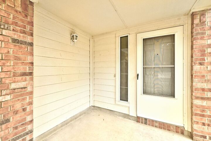 Property Photo:  1430 Sir Thopas Trail  TX 78748 