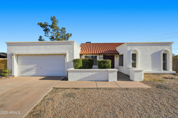 Property Photo:  17853 N 43rd Drive  AZ 85308 