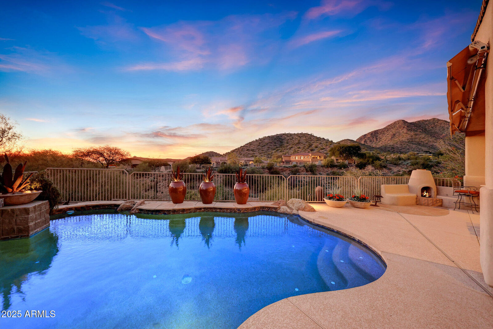 Property Photo: 12014 N 134th Place AZ 85259