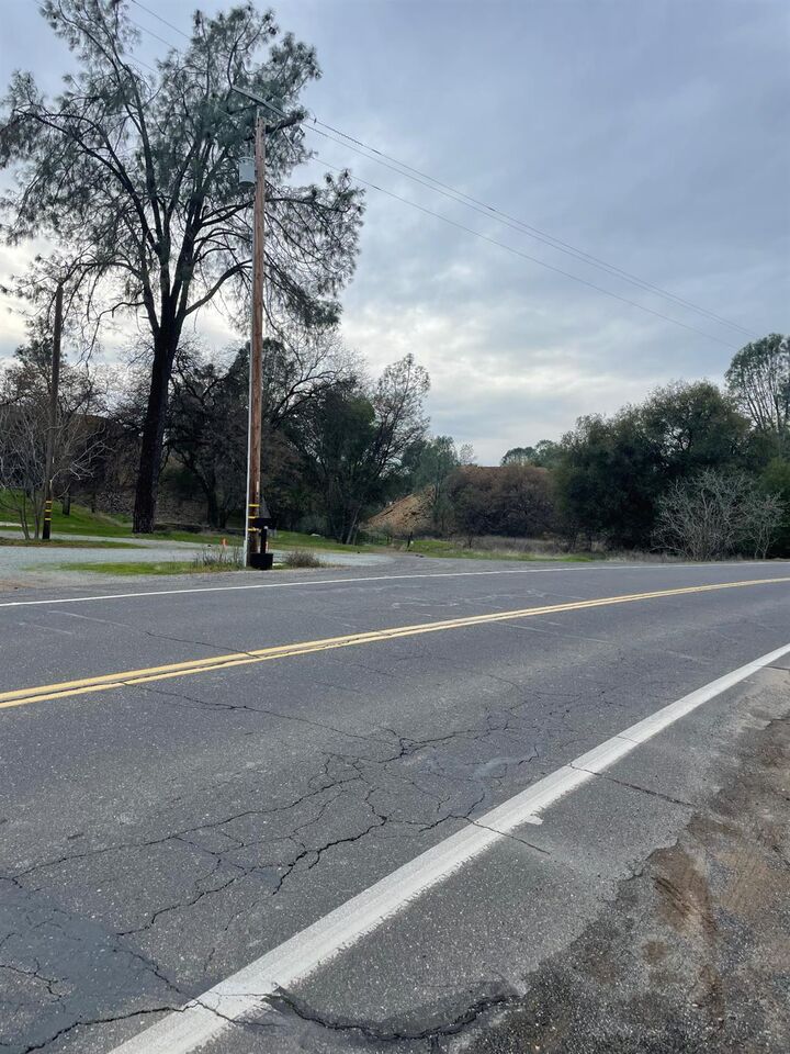 Property Photo:  1010 Obyrnes Ferry Road  CA 95228 