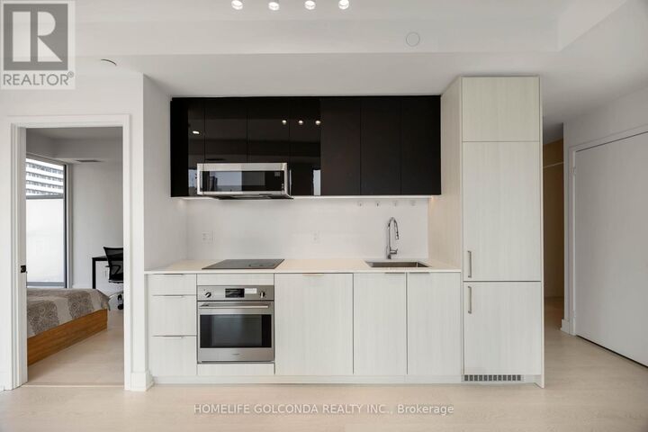 Property Photo:  308 Jarvis Street 1703  ON M5B 0E3 