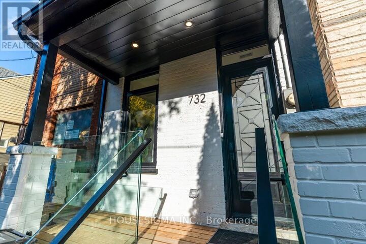 Property Photo:  732 Adelaide Street West  ON M6J 1B1 