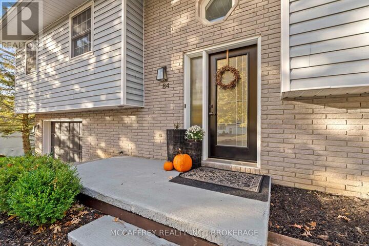 Property Photo: 84 Southwood Crescent ON K7R 3L2