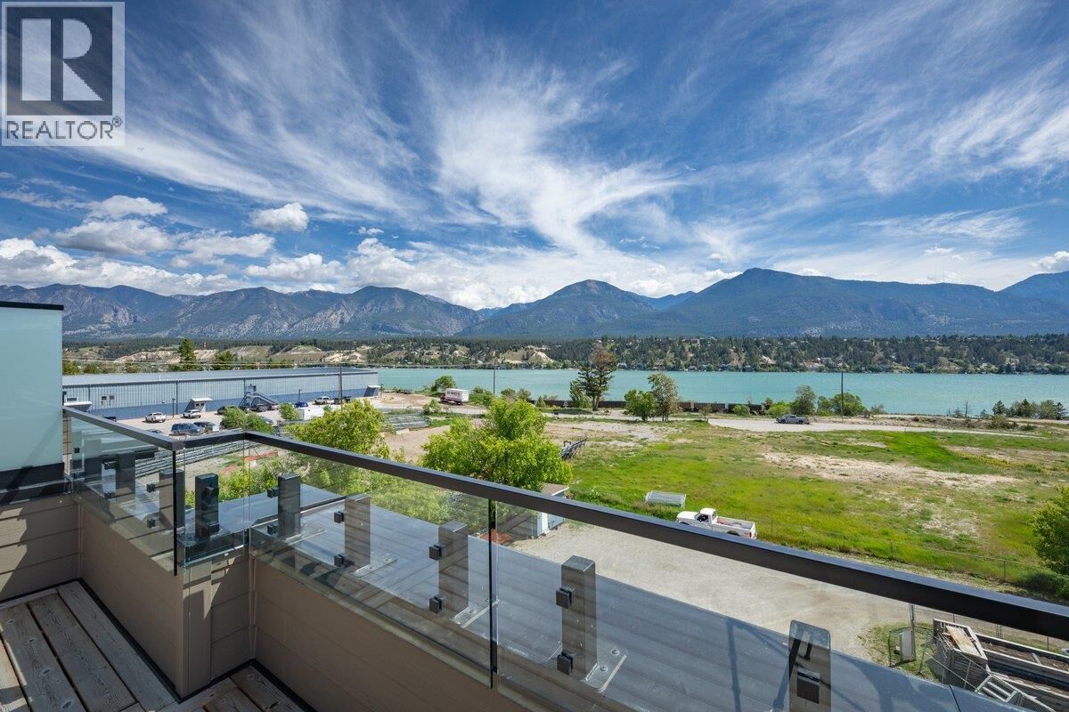 Property Photo: 510 14th Street 406 BC V0A 1K0