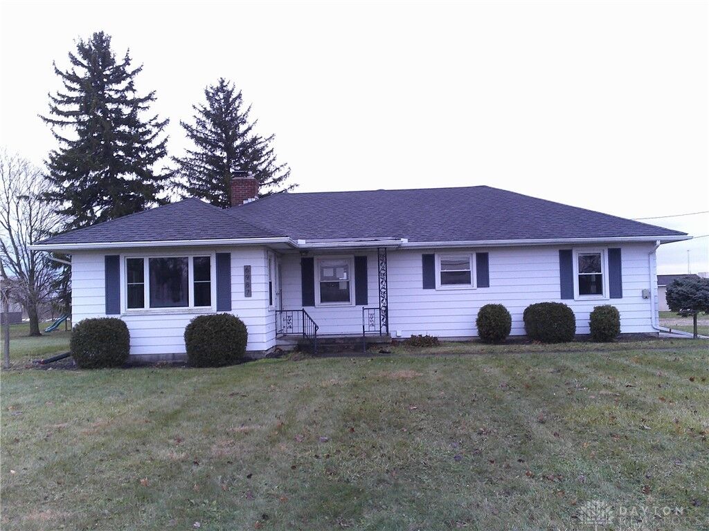 Property Photo: 6987 Alternate State Route 49 OH 45304