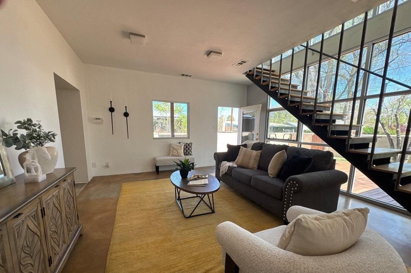 Property Photo:  912 Hermosa Drive NE  NM 87110 