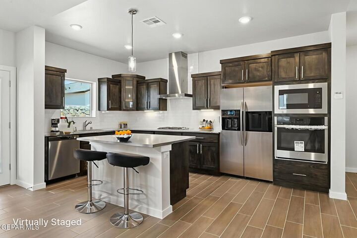 Property Photo:  5752 Adamsville Avenue  TX 79934 