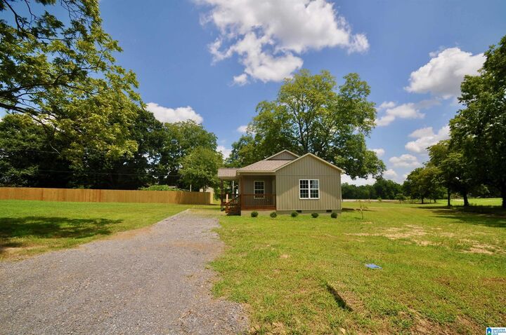Property Photo: 730 County Road 1526 AL 35058