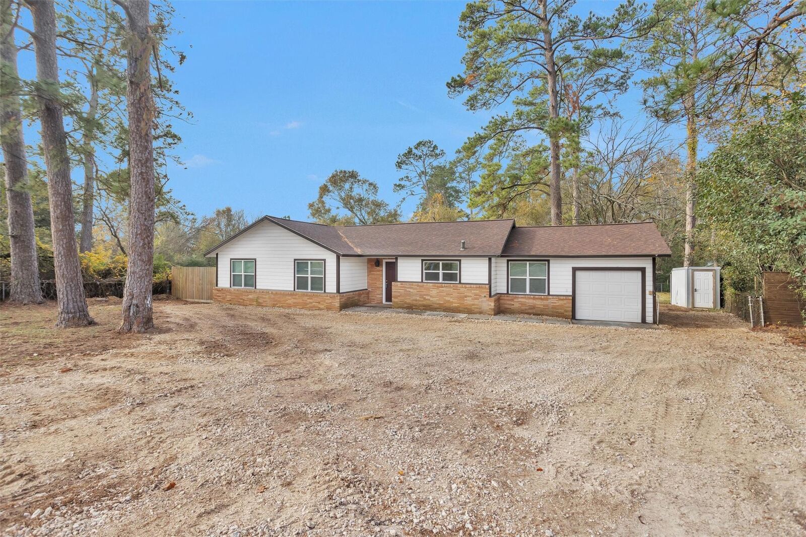 Property Photo:  1708 Porter Road  TX 77301 