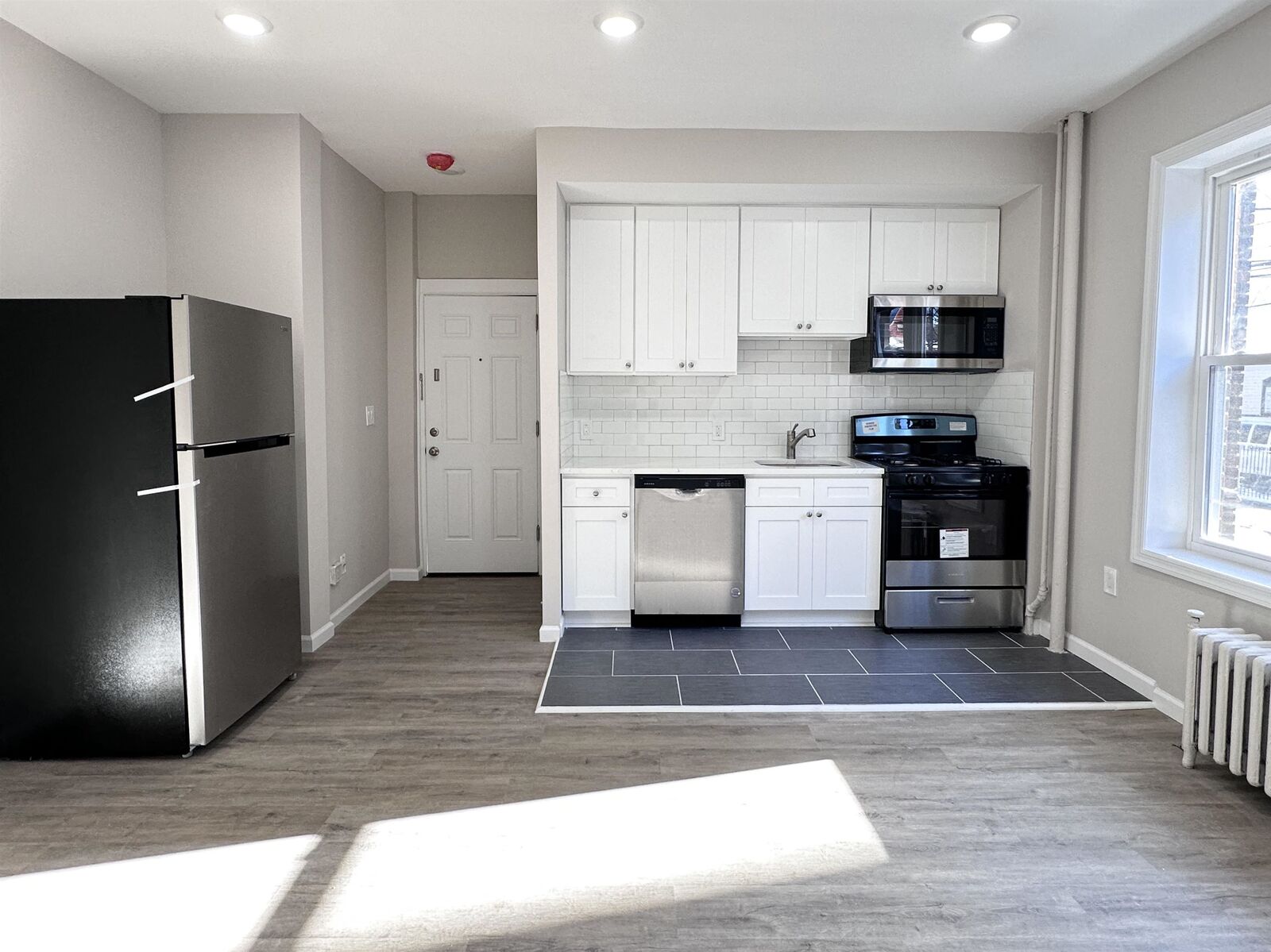 Property Photo: 160 Vroom St 1 NJ 07306