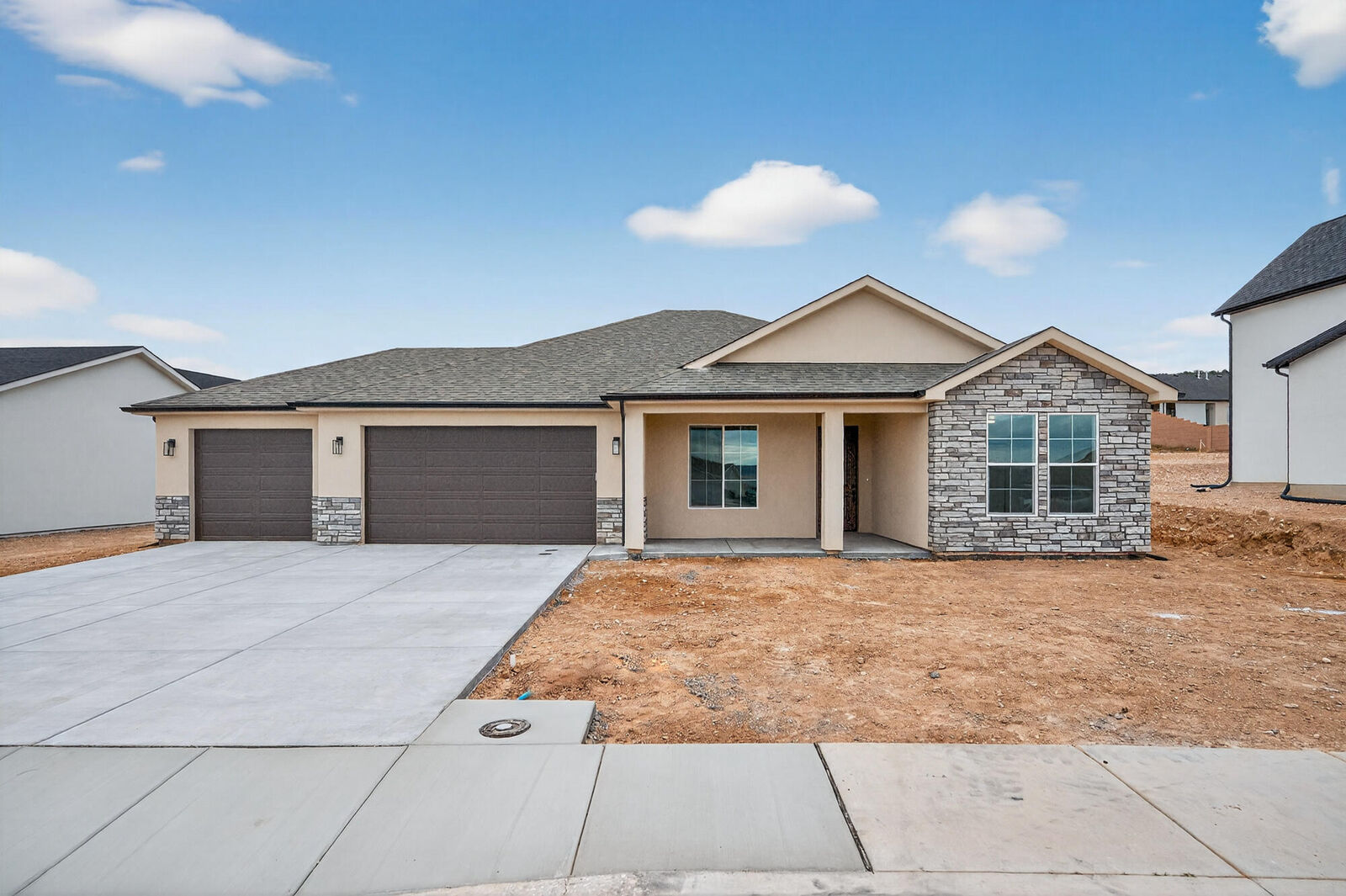 Property Photo: 537 S Bryant St UT 84720