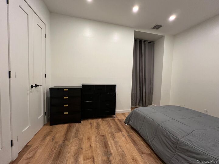 Property Photo:  1250 North Avenue 106  NY 10804 