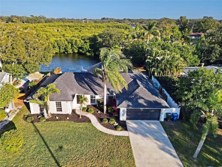 Property Photo:  1992 Arvis Circle E  FL 33764 