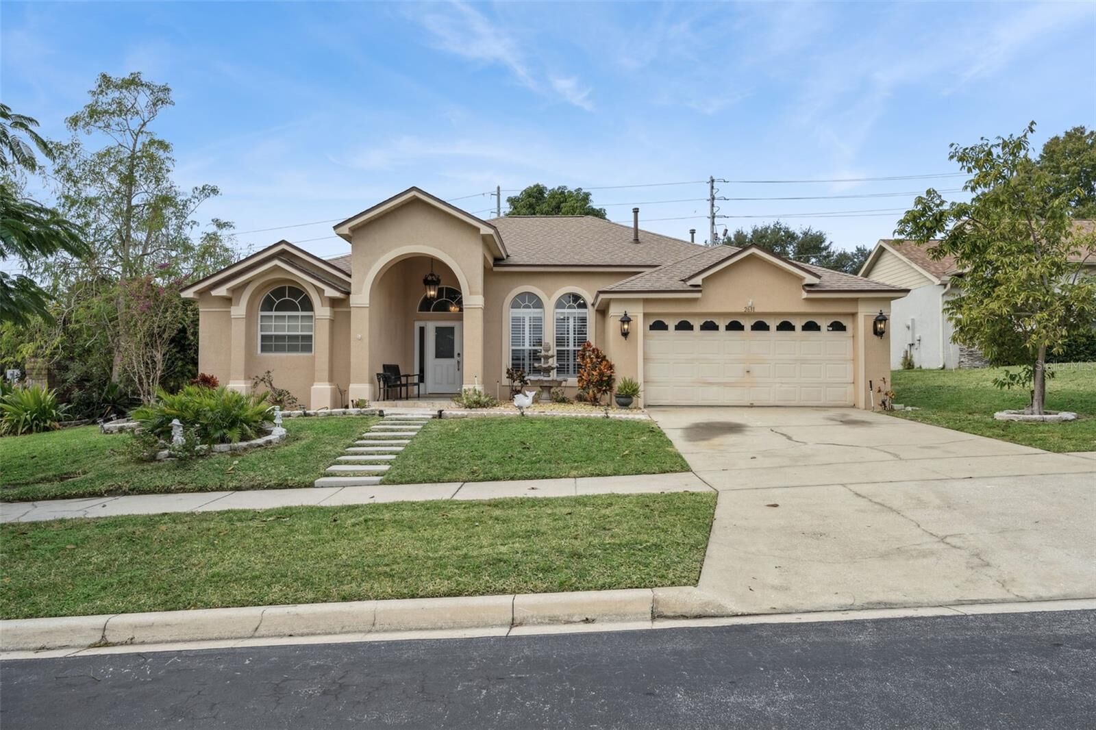 Property Photo: 2631 Cedaridge Circle FL 34711
