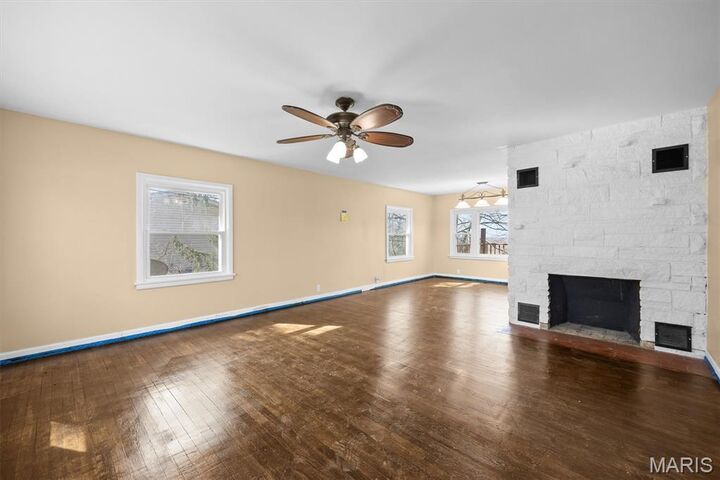 Property Photo:  41 Noles Drive  IL 62208 