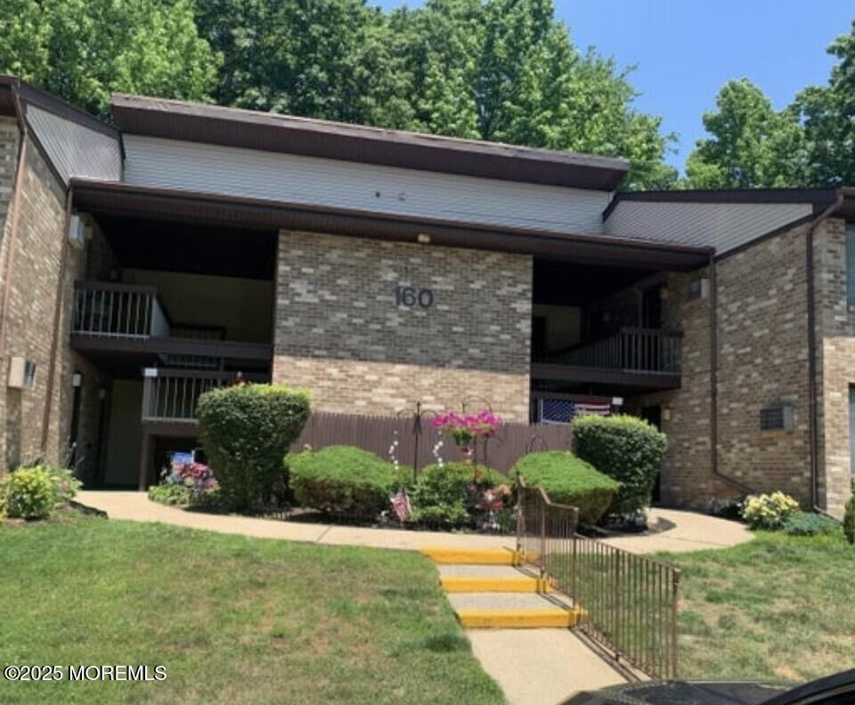 Property Photo: 160 Cross Slope Court NJ 07726