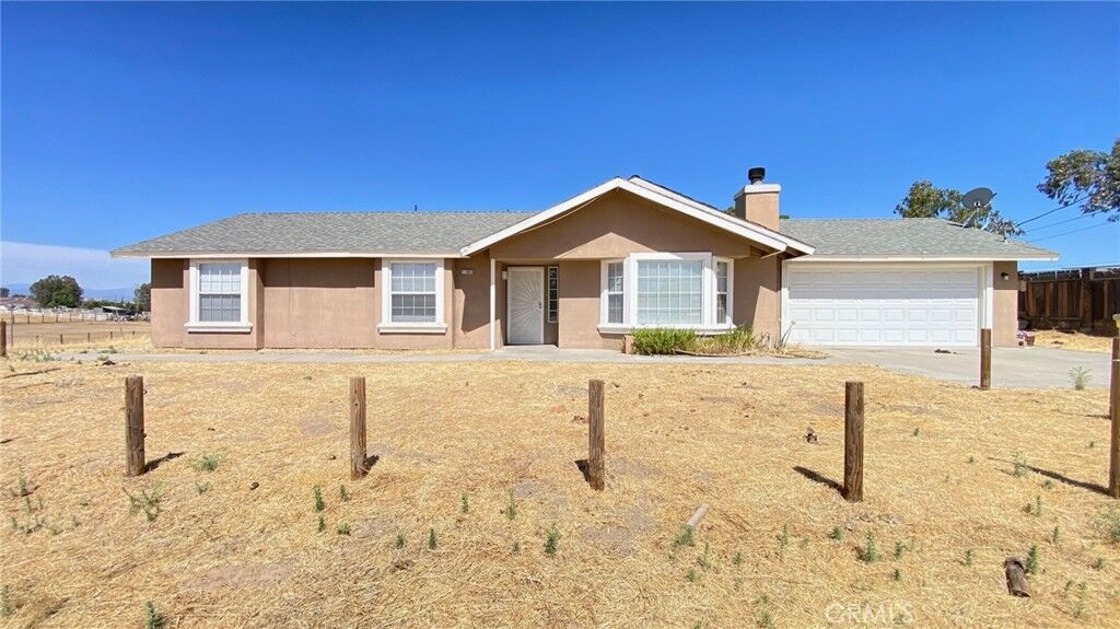 Property Photo:  17063 Anaconda Road  CA 93636 