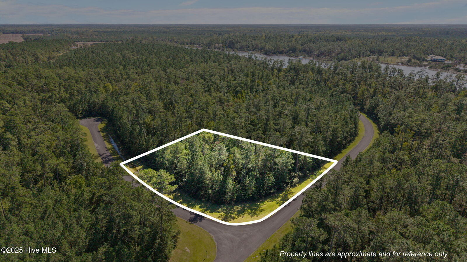 Property Photo:  26 43 Mason Lane  NC 28556 