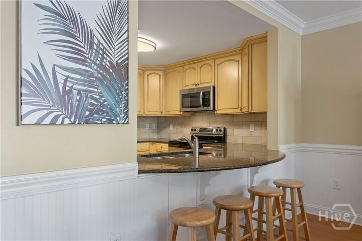 Property Photo:  3 15th Street 208  GA 31328 