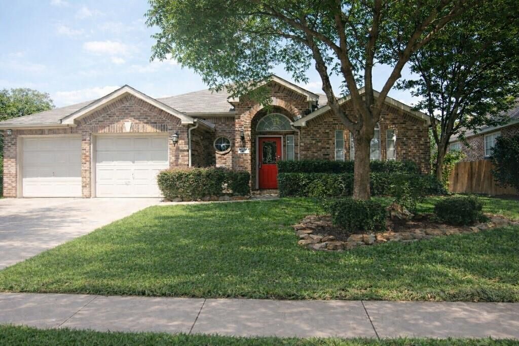 Property Photo:  3111 Brett Road  TX 76210 