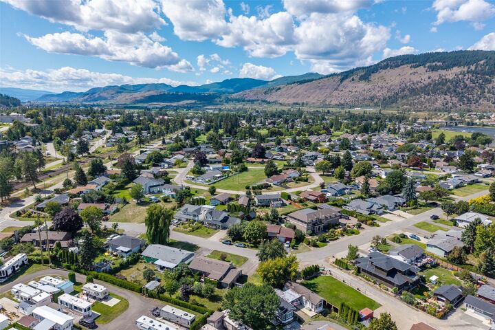 Property Photo:  1110 Second Avenue  BC V0E 1M0 