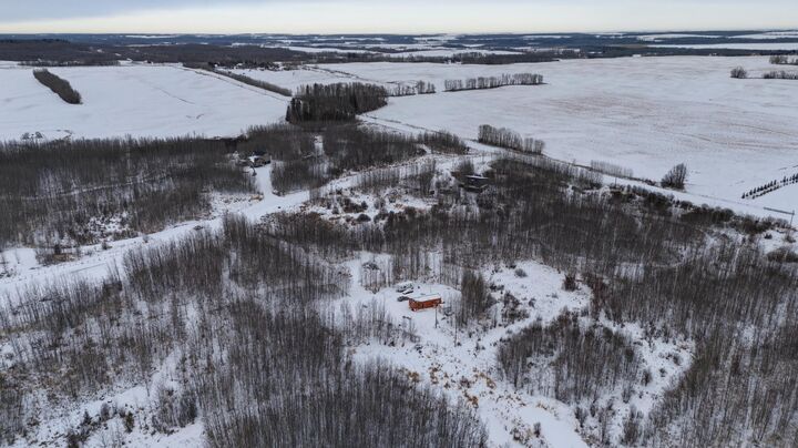 Property Photo:  421008 Range Road 14 28  AB T0C 2J0 