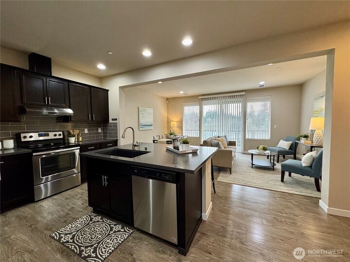 Property Photo:  7921  20th Avenue SE  WA 98203 