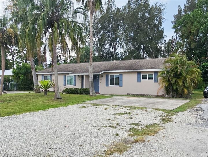 Property Photo: 1527 41st Avenue FL 32960