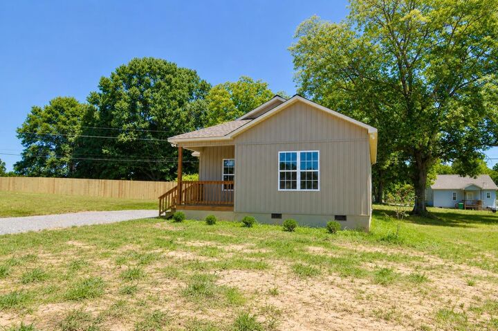 Property Photo:  730 Co Rd 1526  AL 35058 