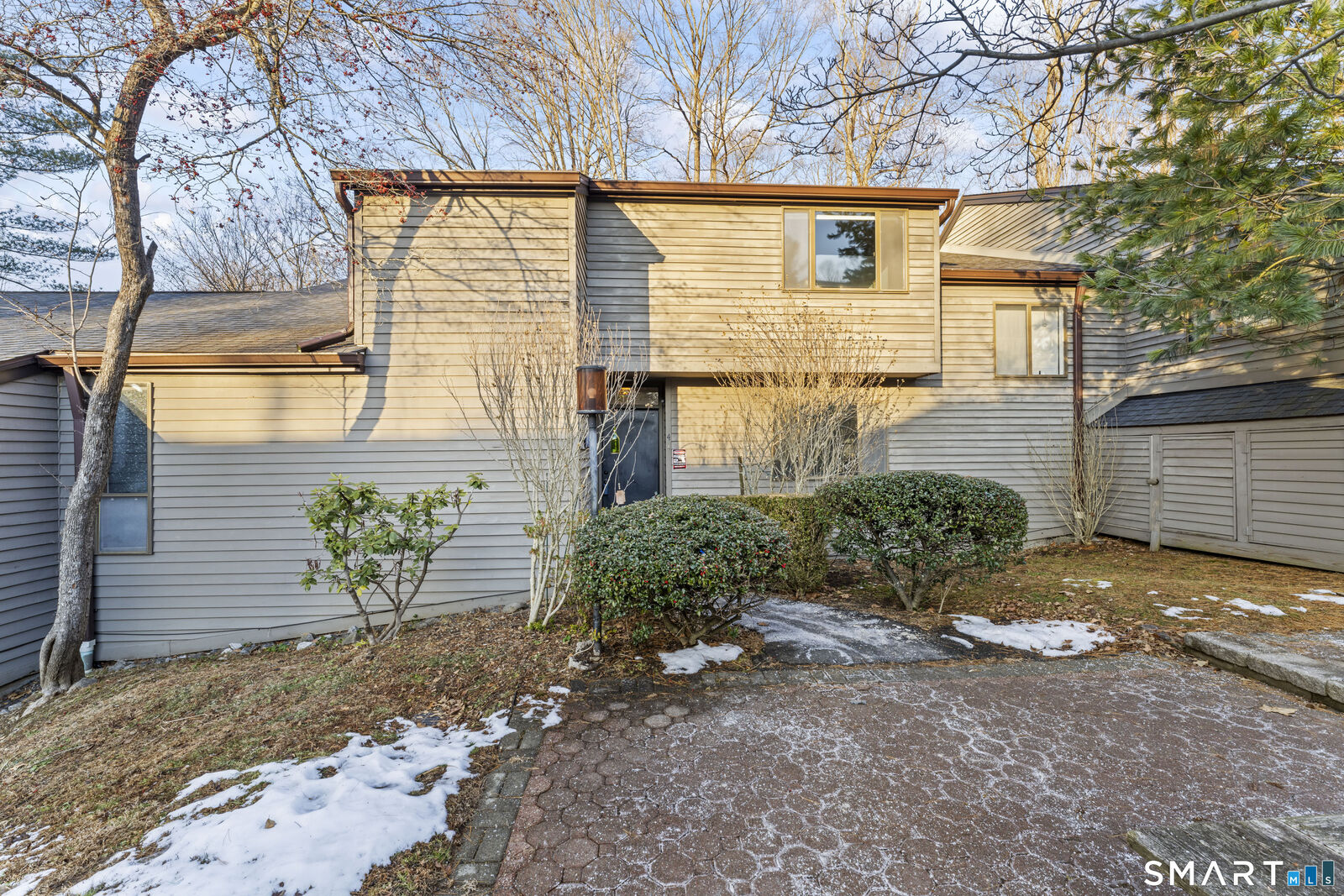 Property Photo:  4 Heather Court 4  CT 06798 