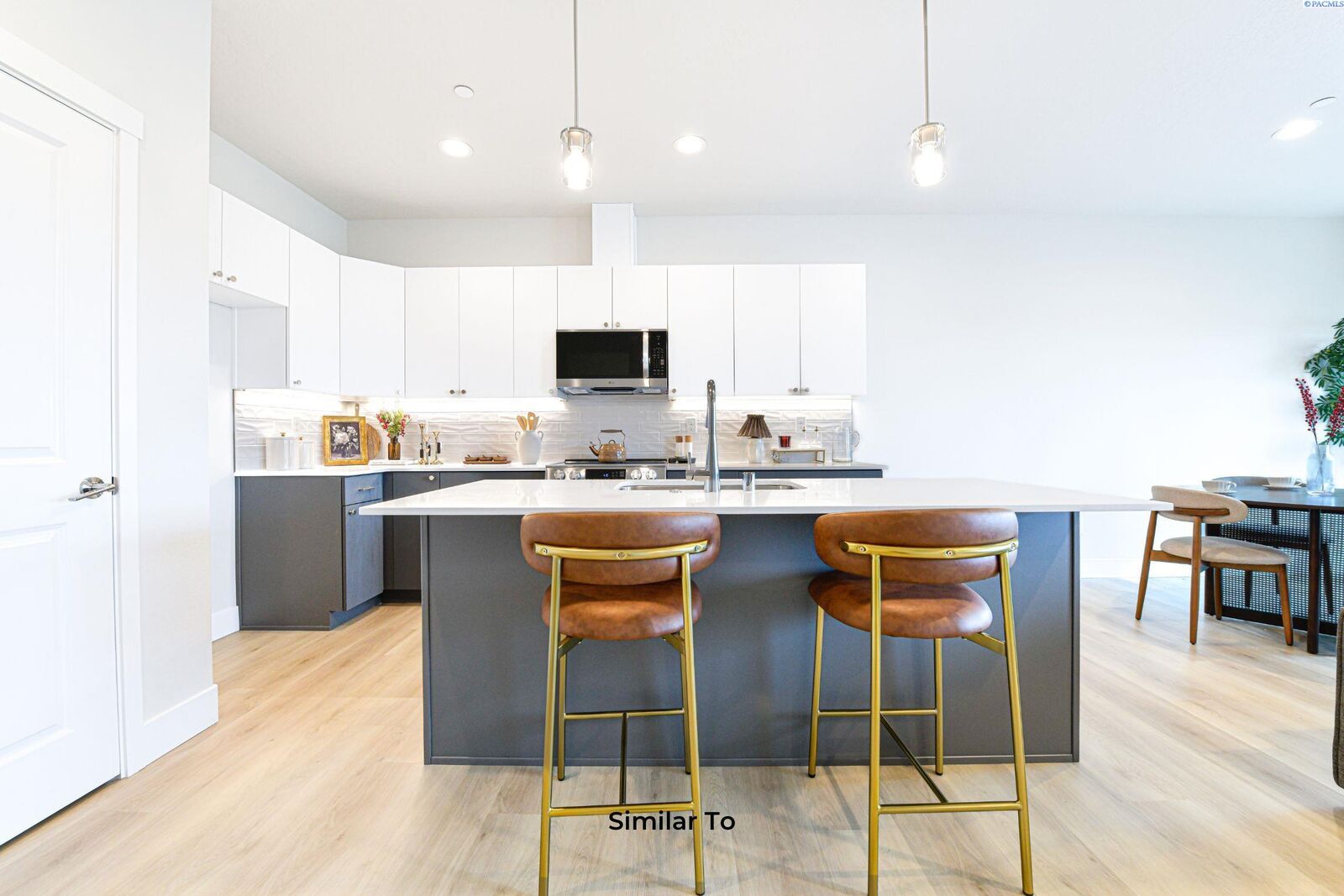 Property Photo:  4505 Road 114  WA 99301 