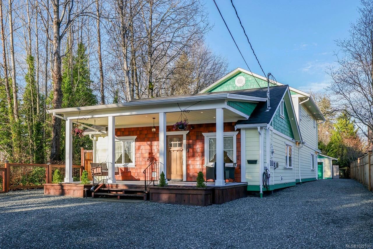 Property Photo:  877 3rd St  BC V9N 1E9 