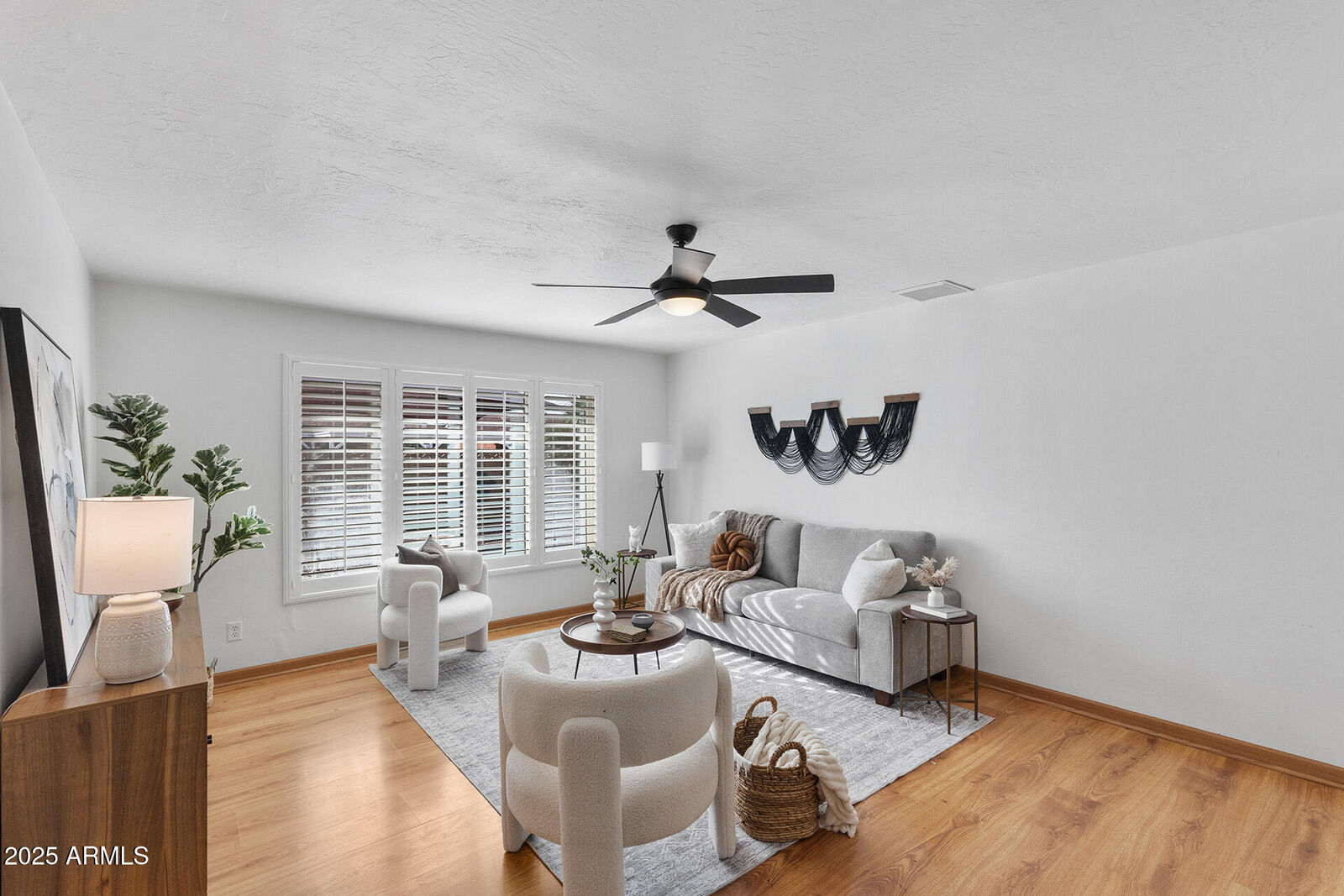 Property Photo:  8517 E Thomas Road  AZ 85251 